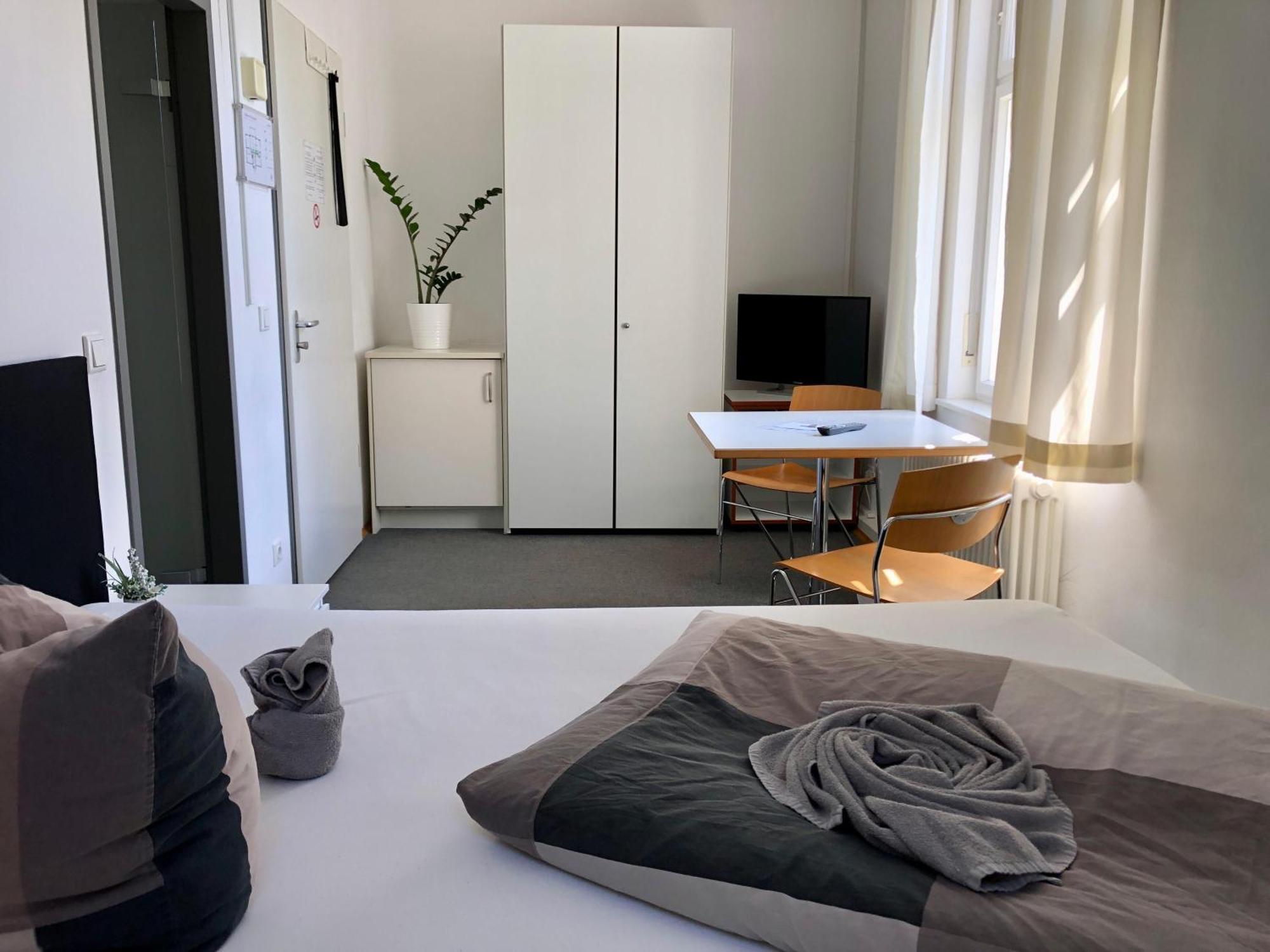 Ferienwohnungen Und Apartmenthaus Halle Saale - Villa Mathilda Экстерьер фото